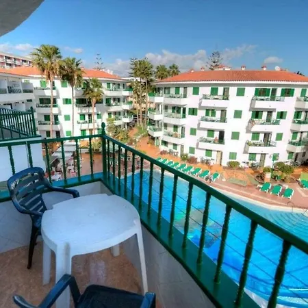 Centrico 423 Apartment
