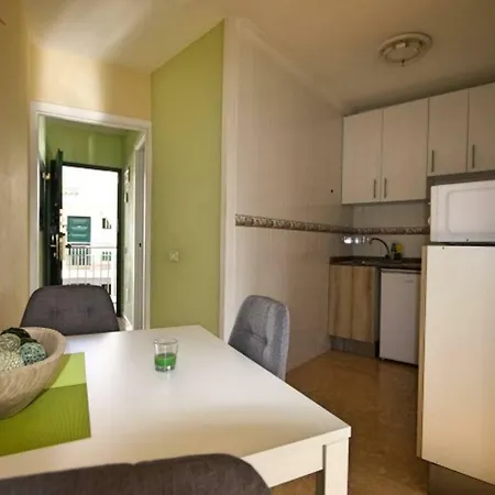 Centrico 423 By Casas Cocodrilo * Маспаломас